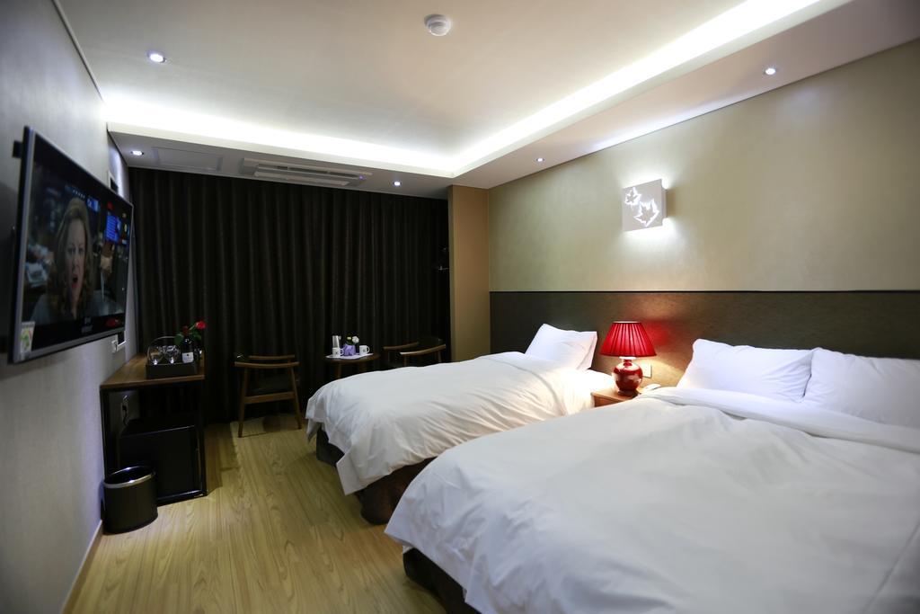 Black Sands Hotel Jeju Extérieur photo